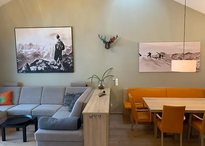 Alpenlodge * هاوس إم إنيستال